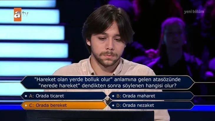 <p><span style="color:#B22222"><strong>10'UNCU SORUDA ELENDİ</strong></span></p>
<p>Yarışmacı, soruya cevap verip büyük ödüle doğru ilerlemek istedi ancak, <em><strong>'A- III. Murad ve IV. Murad'</strong></em> cevabını verince yarışmacı elendi.</p>