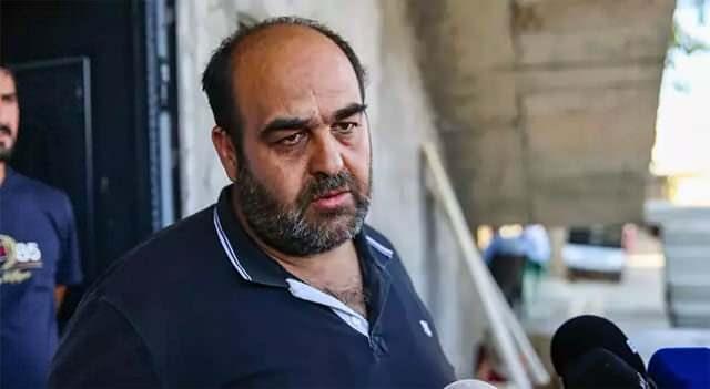 <p><strong>NARİN’İN BABASINDAN İSYAN: İFTİRA ATIYORLAR</strong></p>
<p><strong>Diyarbakır’da 11 gündür kayıp olan Narin Güran’ın babası Arif Güran</strong>, gözaltılar ile ilgili açıklamalarda bulundu. Güran, <strong>"Muhtarı da ifade için çağırırlar, beni de annesini de çağırırlar. Bu karalama niye? Hepimizin niyeti kızımın bulunmasıdır. Oğlum suçluysa, ben suçluysam bu devletin bileceği bir şey. Biz bekliyoruz. Oğlum için de öyle dediler. Diş Narin’in çıkmış dediler, yalandır. Bugün valilik ne açıklama yaparsa doğrudur. Sosyal medyada başka yerde ne haber çıkarsa yalandır, iftira atıyorlar. Anne ifadeye gitmedi, rahatsızdı, hastaneye gitti</strong>" şeklinde konuştu.</p>