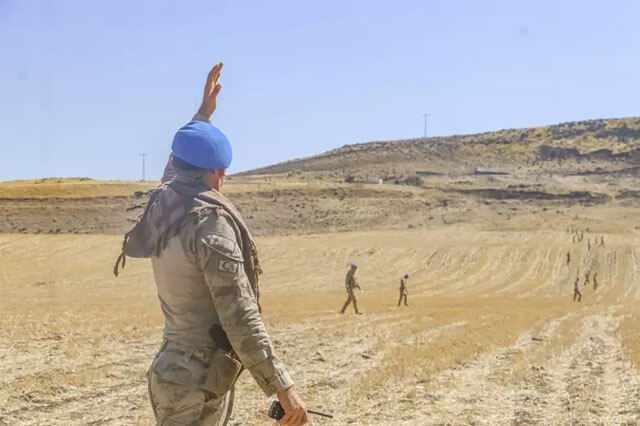 <p><strong>AMCA TUTUKLANDI</strong></p>
<p>Amca S.G., bugün <strong>tutuklama talebiyle sevk edildiği mahkeme </strong>tarafından <strong>tutuklandı</strong>. S.G.’nin tutuklama gerekçesi ise <strong>"kişiyi hürriyetinden yoksun bırakma ve kasten öldürme"</strong> olarak belirtildi.</p>