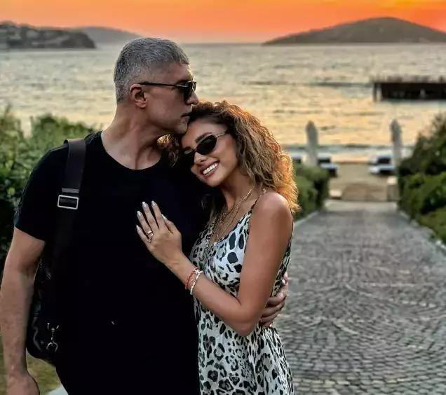 <div>Ağabeyimin benim ve eşimin yıllardır dişimle tırnağımızla kurduğumuz işimizin ve yuvamızın, temelinden çatısına kadar tek bir tuğla koymadığını belirtmek isterim...</div>
<div> </div>