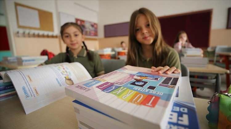 <p>İnternet üzerinden eğitim alanlar Yüzde: 13.9 </p>