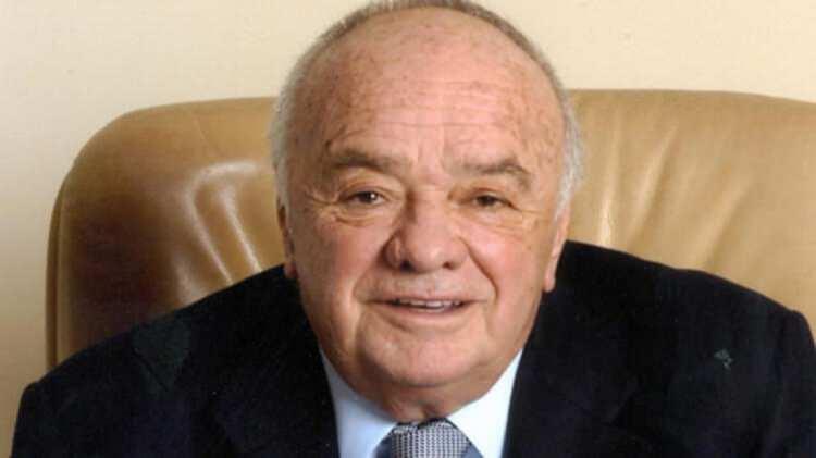 <p>2014 yılı Şarık Tara</p>
