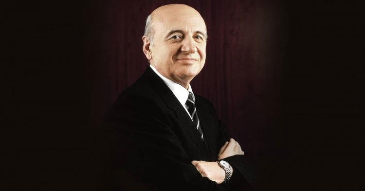 <p>1999 yılı Ayhan Şahenk</p>

<p> </p>
