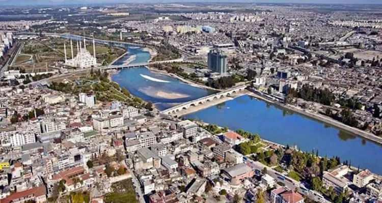 <p><strong>Adana</strong></p>
<p> </p>
<p> </p>
<p><strong>Aldığı göç sayısı: 66104 kişi</strong></p>