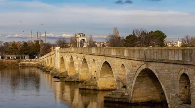 <p><strong>Edirne</strong></p>
<p> </p>
<p><strong>Aldığı göç sayısı: 22 281 kişi</strong></p>