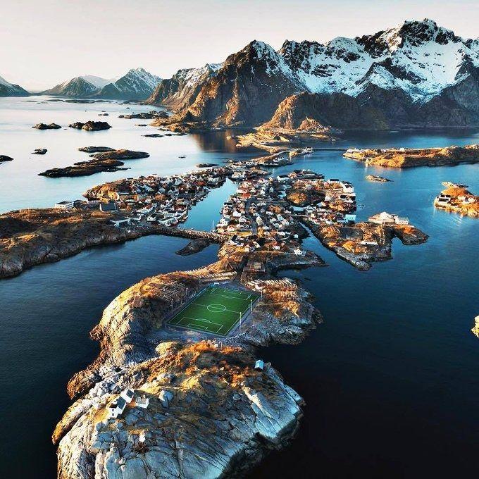 <p>Henningsvaer, Norveç</p>