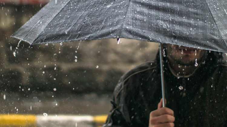 <p>ERZURUM 12°C, 27°C</p>

<p>Parçalı bulutlu, yarın (Perşembe) öğle saatlerinden sonra yer yer çok bulutlu yerel sağanak ve gök gürültülü sağanak yağışlı</p>
