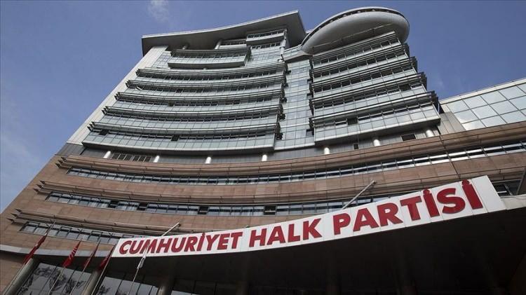 <p><span data-darkreader-inline-color="" style="--darkreader-inline-color:#df5858; color:rgb(178, 34, 34)">ANA MUHALEFETİN OYLARINDA YÜZDE 4,2'LİK ERİME</span></p>
<p> </p>