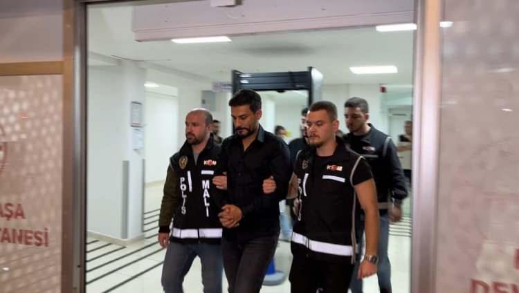 <p>Dilan Polat, Instagram’daki<strong> “Enerciiii”</strong> isimli kanalında dün olduğu gibi bugün de 300 bin takipçisinden dua istedi.</p>
