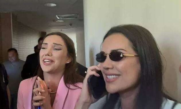 <p>Sanıklar hakkında yurt dışı çıkış yasağı getirilerek adli tedbir konuldu.</p>

