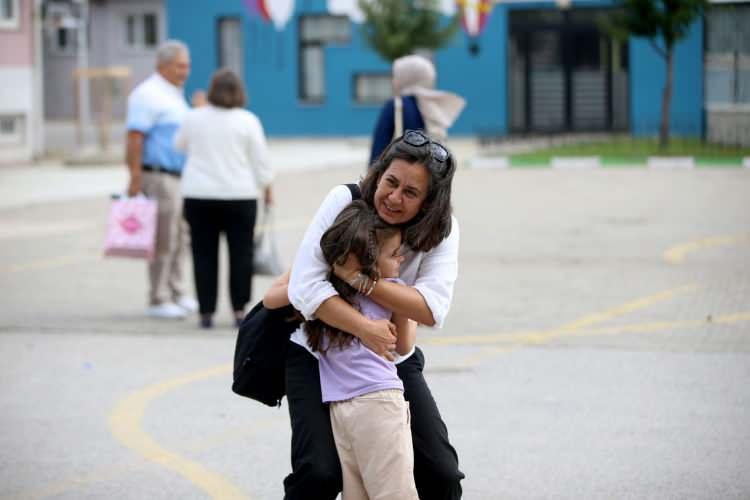 <p>İkinci gün ise öğrencilere rehberlik uygulamaları yapılacak. Etkinliklerin yapılacağı saatler okul müdürlüklerince planlanacak.</p>

<p> </p>
