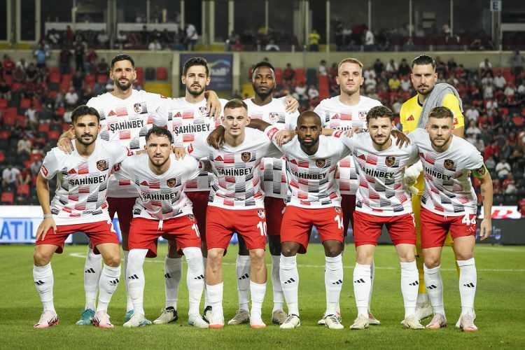 <p>- Gaziantep FK (18 milyon euro)</p>