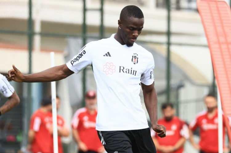 <p>* Eric Bailly - Beşiktaş (2023)</p>