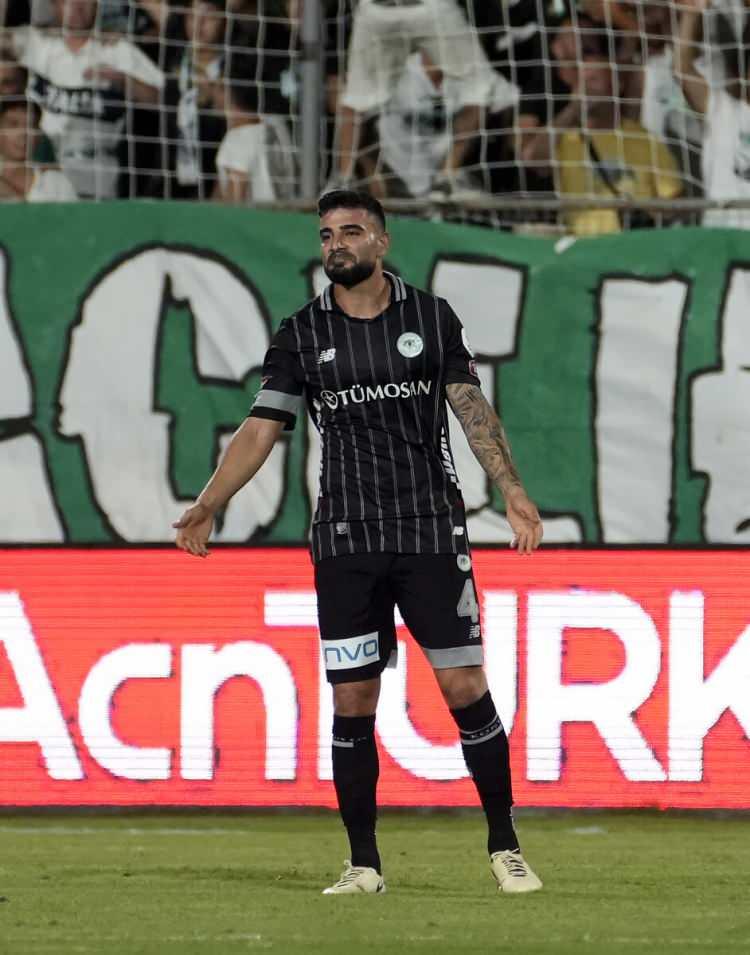 <p>Stoper | Adil Demirbağ | Konyaspor</p>
