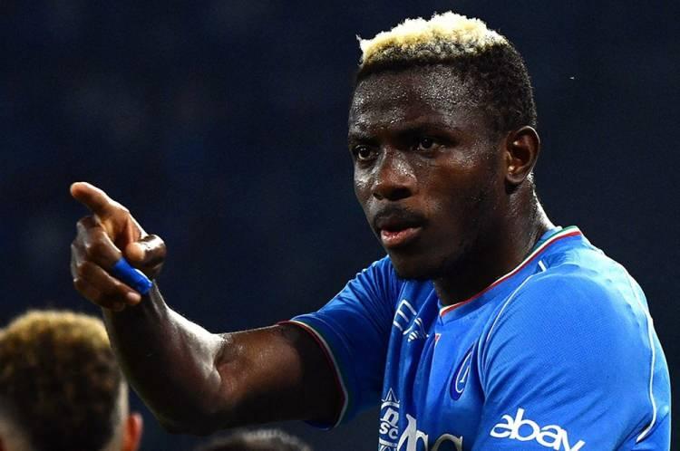 <p><strong>Corriere dello Sport:</strong> "Osimhen kiralık olarak Galatasaray'da.&nbsp; Oyuncu anlaşmaya onay verdi."</p>
