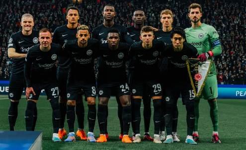 <p>6- Eintracht Frankfurt: 18</p>
