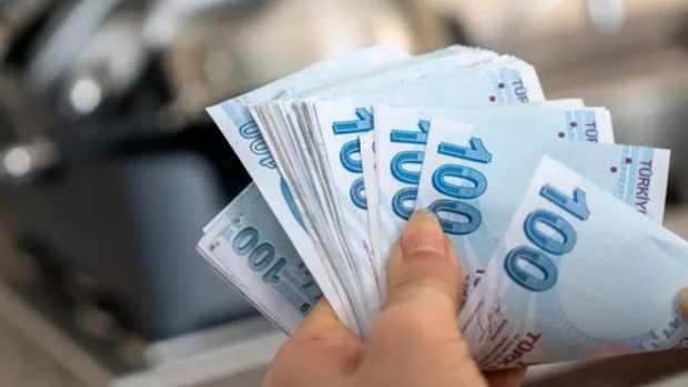 <p>Ağustos ayının geride kalmasıyla birlikte Eylül ayında Aile Destek Ödemesinin ne zaman hesaplara aktarılacağı vatandaşlar tarafından merak ediliyor.</p>
