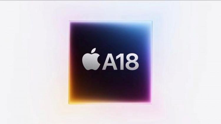 <p><span style="color:#B22222"><strong>A18 İŞLEMCİ</strong></span></p>

<p>Apple bugün, daha hızlı yapay zeka performansı için altı çekirdekli CPU, beş çekirdekli GPU ve on altı çekirdekli Neural Engine içeren yeni A18 çipini duyurdu.</p>

<p>Apple ayrıca A18'in veri trafiğini olabildiğince hızlı bir şekilde gerçekleştirmek için yeni bir bellek alt sistemine sahip olduğunu söyledi.</p>

<p>Apple, A16 Bionic çipe sahip iPhone 15 ile karşılaştırıldığında, A18 çipin tek çekirdekli CPU performansında yüzde 30'a varan bir artış sağladığını söylüyor.</p>
