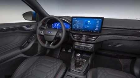 <p>Ford Focus Sedan Trend X, 1.5L EcoBlue 115PS, 8 ileri Otomatik, Dizel</p>
<p>Fiyat: 1 milyon 504 bin 900 TL</p>