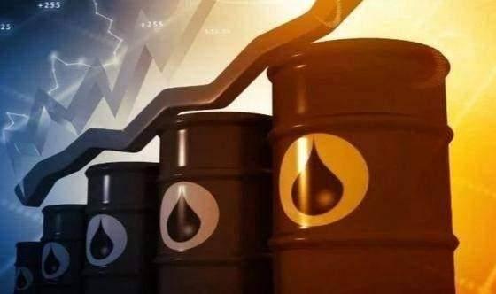 <p><strong>AYRICA GÖZ ATIN:</strong></p>
<p> </p>
<p><span style="color:#B22222"><strong>PETROL KRALLARI AÇIKLANDI! NE S. ARABİSTAN NE DE RUSYA: İŞTE EN FAZLA PETROL ÜRETEN O ÜLKE!</strong></span></p>