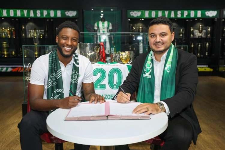 <p>RIECHEDLY BAZOER</p>

<p>Eski Takımı: AZ Alkmaar<br />
Yeni Takımı: Konyaspor<br />
Mevki: Stoper<br />
Bonservis: -</p>
