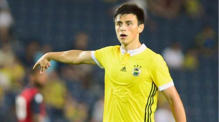 <p>Eljif Elmas, Temmuz 2017'de 180 bin euro karşılığında transfer olduğu Fenerbahçe ile iz bırakan bir performans ortaya koymuştu.</p>