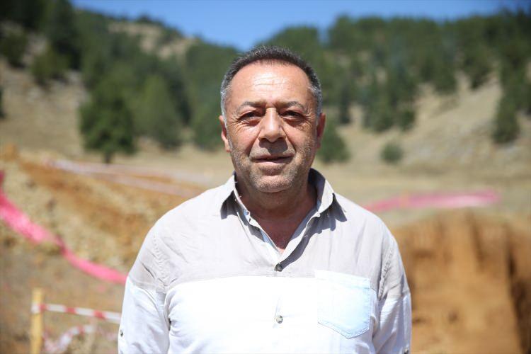 <p>Kahramanmaraş Fay Zonu'na dikkati çekti</p>

<p>Hem afetzede hem de söz konusu faylar üzerinde yıllarca çalışma yapmış birisi olduğunu dile getiren Kop, şöyle konuştu:</p>

<p>"Biz 7 üzeri büyük deprem yaşamayacağız belki ama yakın civarımızda olacak farklı büyüklükteki depremleri hissedeceğiz. Depremin büyüklüğüne göre bunlar yine ciddi sarsıntılar olabilir ve bu bakımdan da özellikle orta hasarlı ve ağır hasarlı binaların durumunun bir an önce çözüme kavuşturulması gerekiyor. </p>
