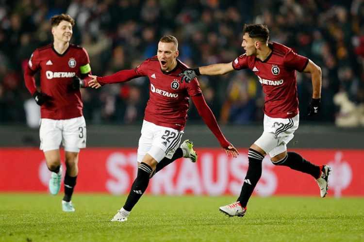 <p>Slavia Prag (D)</p>