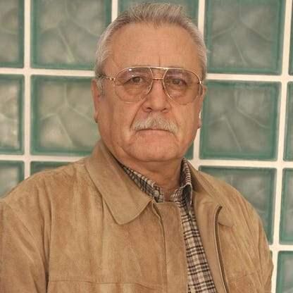 <p>Şefik Yılmaz Dizdar</p>
<p> </p>
<p>Net varlığı: 1,9 milyar dolar</p>
<p><br />
Listedeki sırası: Bin 694</p>