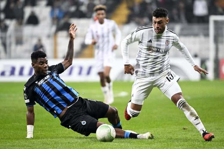 <p>Habere göre Nijeryalı futbolcu, kulübünün Galatasaray ile anlaşmasını istiyor.</p>