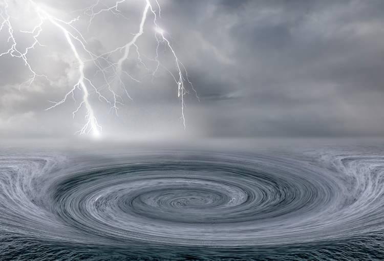 <p><span style="color:#B22222"><strong>BİLİMSEL A&Ccedil;IKLAMALAR</strong></span></p>

<p><br />
Bilimsel araştırmalar, Bermuda Şeytan &Uuml;&ccedil;geni'ndeki olayların genellikle doğal ve mantıklı nedenlerle a&ccedil;ıklanabileceğini &ouml;ne s&uuml;rmektedir. İşte bu olaylara dair bazı bilimsel a&ccedil;ıklamalar:</p>

<p>Hava Koşulları ve Okyanus Akıntıları: B&ouml;lge, tropikal fırtınalar ve kasırgalar gibi şiddetli hava koşullarına sık&ccedil;a maruz kalmaktadır. Ayrıca, Gulf Stream gibi g&uuml;&ccedil;l&uuml; okyanus akıntıları, gemileri ve u&ccedil;akları etkileyebilir, bu da kazalara yol a&ccedil;abilir.</p>
