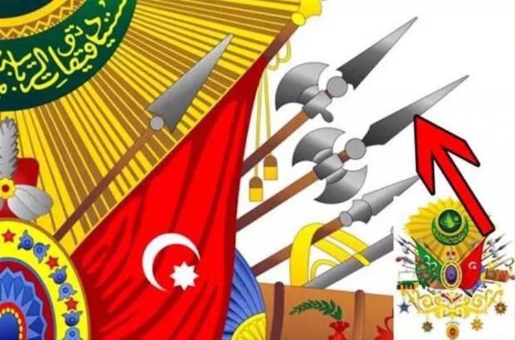 <p><strong>&Ccedil;ift taraflı teber, orduda &uuml;st d&uuml;zey g&ouml;revliler tarafından &uuml;st&uuml;nl&uuml;k sembol&uuml; olarak kullanılmıştır.</strong></p>

<p>&nbsp;</p>
