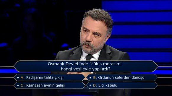 <p><span style="color:#000000"><strong>100.000 TL değerindeki "Osmanlı Devleti'nde "cülus merasimi" hangi vesileyle yapılırdı?" şeklindeki 8'nci soru tarih tutkunlarının radarına girdi.</strong></span></p>
