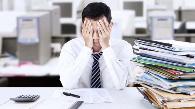 <p><strong>İKİ İŞ ARASINDA NE YAPTIĞINIZI ANLATMAYIN</strong></p>

<p>&nbsp;</p>
