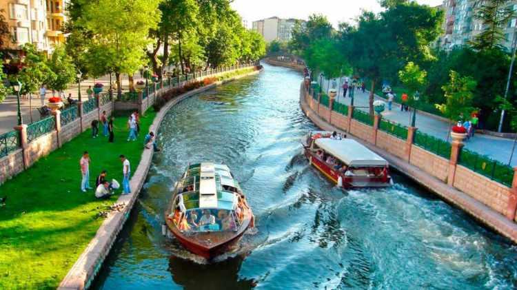 <p>Eskişehir</p>

<p>&nbsp;</p>

<p>Aldığı g&ouml;&ccedil; sayısı:</p>

<p>45 bin 72 kişi</p>
