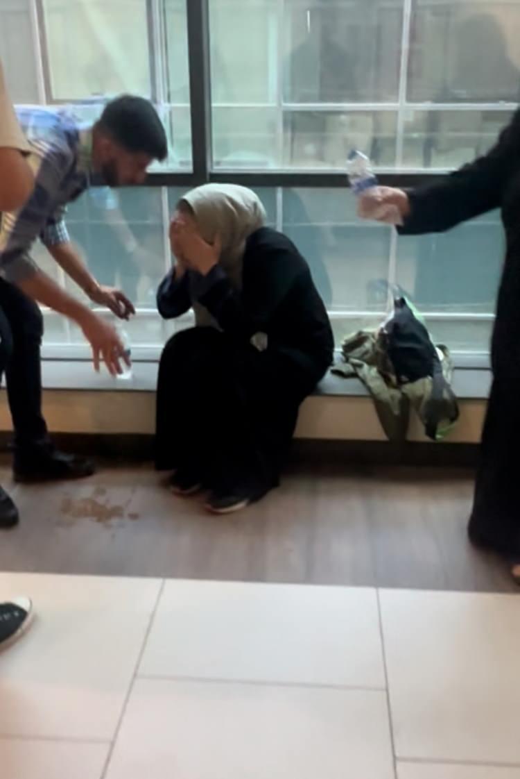<p>Minik Y&uuml;sra, serum takıldıktan yarım saat sonra fenalaşmaya başladı. Daha sonra gelen başka bir doktor, aileye bir şeylerin ters gittiğini bildirdi.</p>
