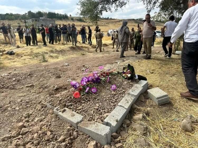 <p>Öte yandan jandarma ekiplerinin, Nevzat Bahtiyar'a detaylı ifadesinin ardından, 35 soru yönelterek ek ifadesini aldığı ortaya çıktı.</p>
