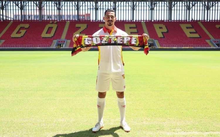 <p>KORAY GÜNTER</p>

<p>Eski takımı: Hellas Verona<br />
Yeni takımı: Göztepe<br />
Mevki: Stoper<br />
Bonservis: Kiralık</p>
