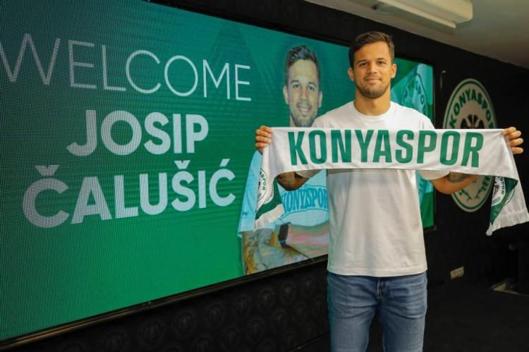 <p>JOSIP CALUSIC</p>

<p>Eski Takımı: Backa Topola<br />
Yeni Takımı: Konyaspor<br />
Mevki: Stoper<br />
Bonservis: Bedelsiz</p>
