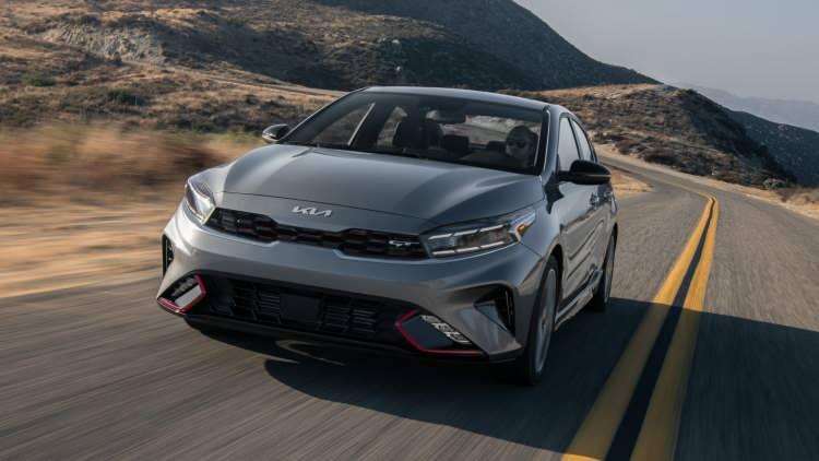 <p>6 - Kia Forte</p>
<p> </p>
<p>Ortalama yakıt tüketimi 6,85 litre</p>