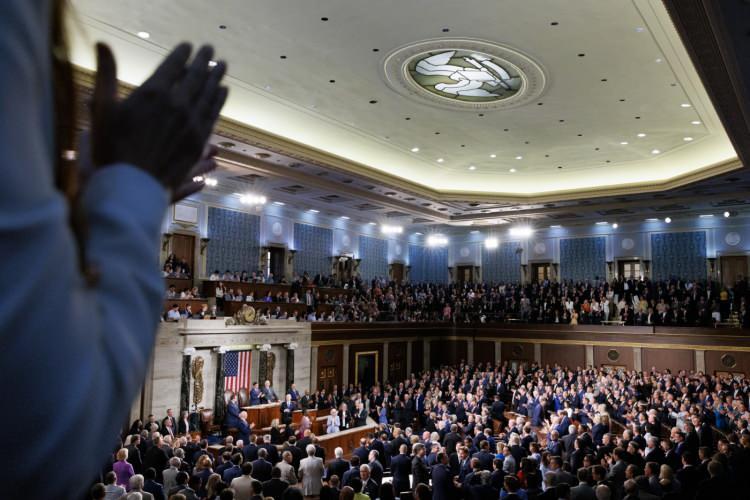 <p>Bütün bu gelişmeler Amerikan yönetiminin halen Gazze konusunda politikasını değiştirmeyeceğinin ve başkan adaylarının silah ambargosu çağırısı yapmayacağının bir işareti olarak değerlendiriliyor.</p>
