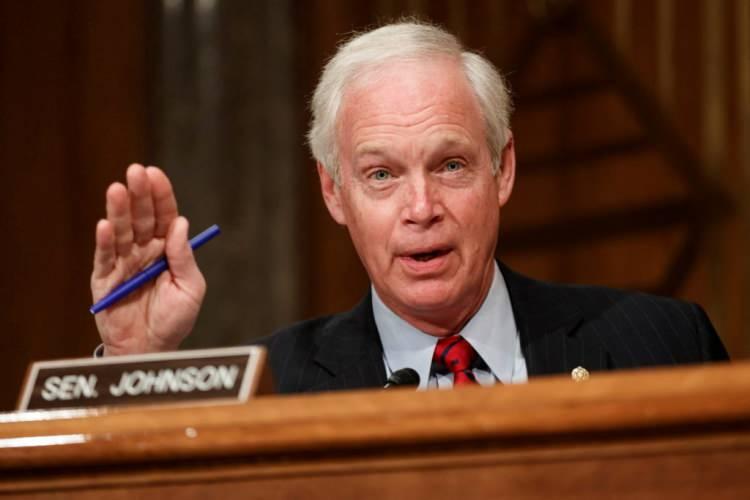 <p>Wisconsin Senatörü Cumhuriyetçi Ron Johnson 347 bin 28 dolar, </p>