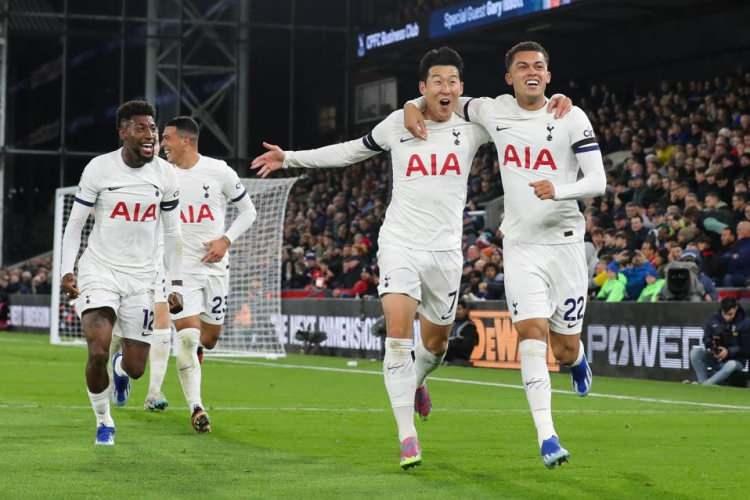 <p><strong><span style="color:#B22222">10) TOTTENHAM </span>| 144.85 MİLYON EURO</strong></p>