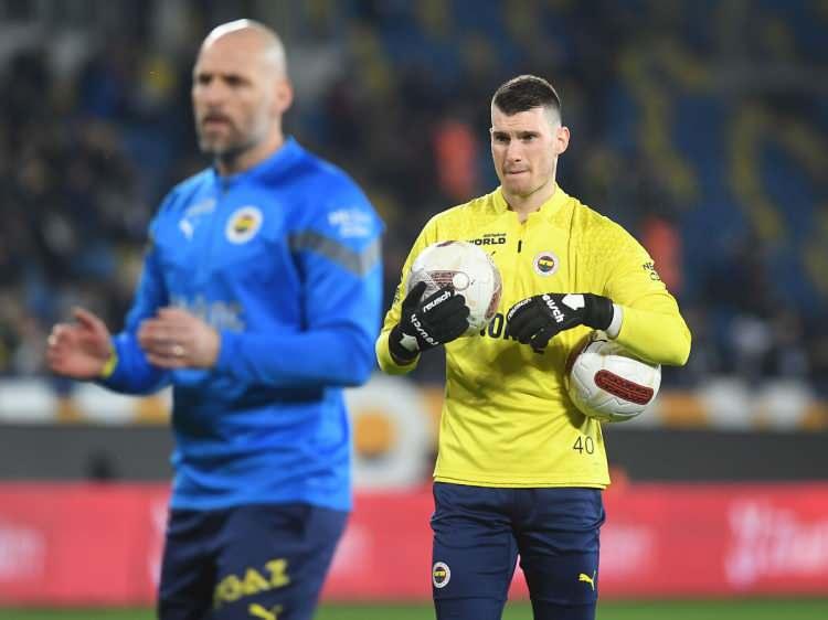 <p><strong>Timers:</strong> "Tadic'in asisti ve golü, Livakovic'in performansıyla Fenerbahçe kazandı.</p>