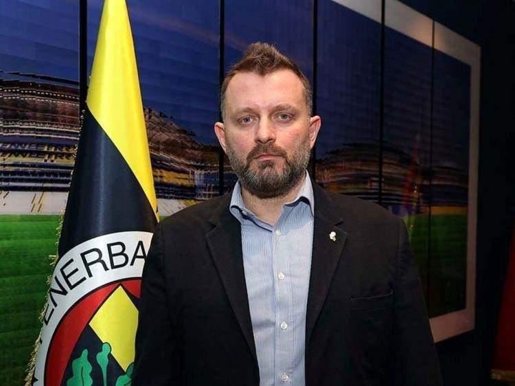 <p>Bir sonraki galeriye göz atın<br />
<br />
<br />
<strong>Eski Fenerbahçeli</strong>'den transfer itirafı! Mourinho detayı</p>