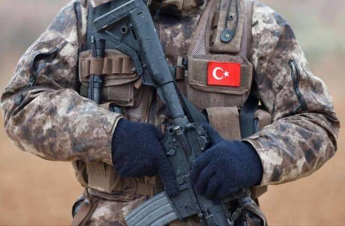 <p><strong><span style="color:#B22222">TÜRKİYE</span>  |  355 BİN 200 AKTİF PERSONEL SAYISI</strong></p>
