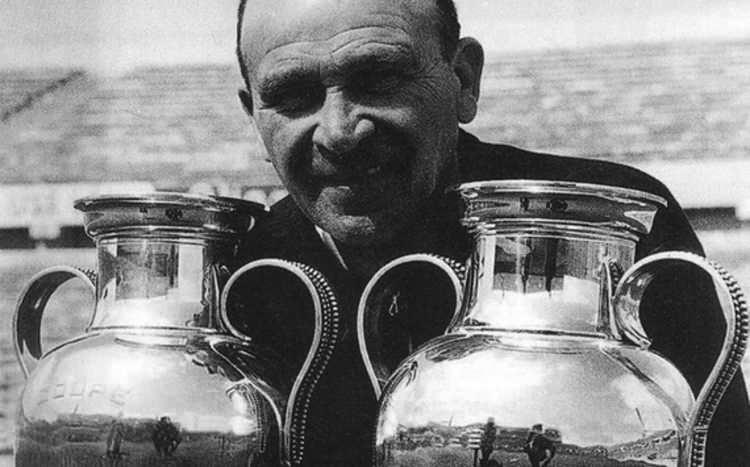 <p><strong>21. Bela Guttmann</strong></p>
<p> </p>