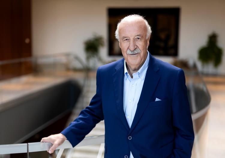 <p><strong>15. Vicente del Bosque</strong></p>
<p> </p>