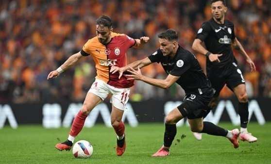 <p>Gaziantep FK maçında statü gereği oynayamayacak olan Osimhen, Ismael Jakobs, Roland Sallai, Okan Buruk'un şans vermesi halinde derbide forma giyebilecek.</p>