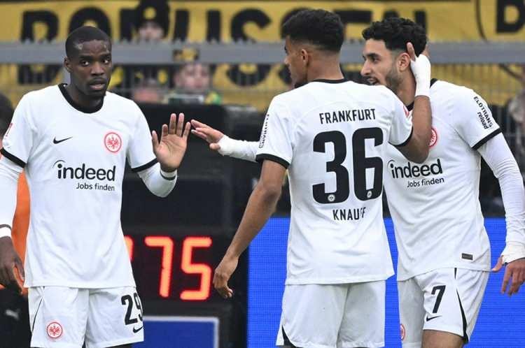 <p>7- Eintracht Frankfurt - %33</p>
